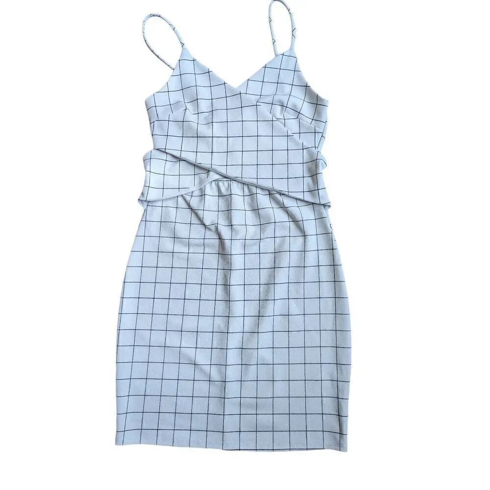 Blue Blush checkered print mini dress size Small